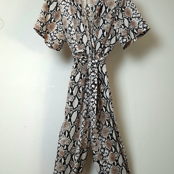Snakeprint jumpsuit - Picture 3 of 12